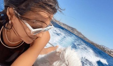Tuvana Türkay, köpeğinin peşinden denize atladı