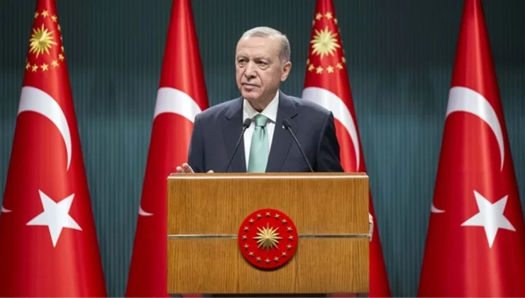 Cumhurbaşkanı Erdoğan: Gençlerimize fiyatı 9 bin 500’ü geçmeyen telefon ve bilgisayar alımında 5 bin 500 liraya kadar destek vereceğiz
